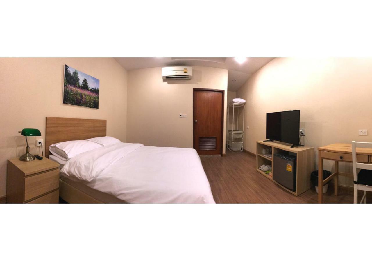 S'Prima Hostel Phitsanulok Εξωτερικό φωτογραφία