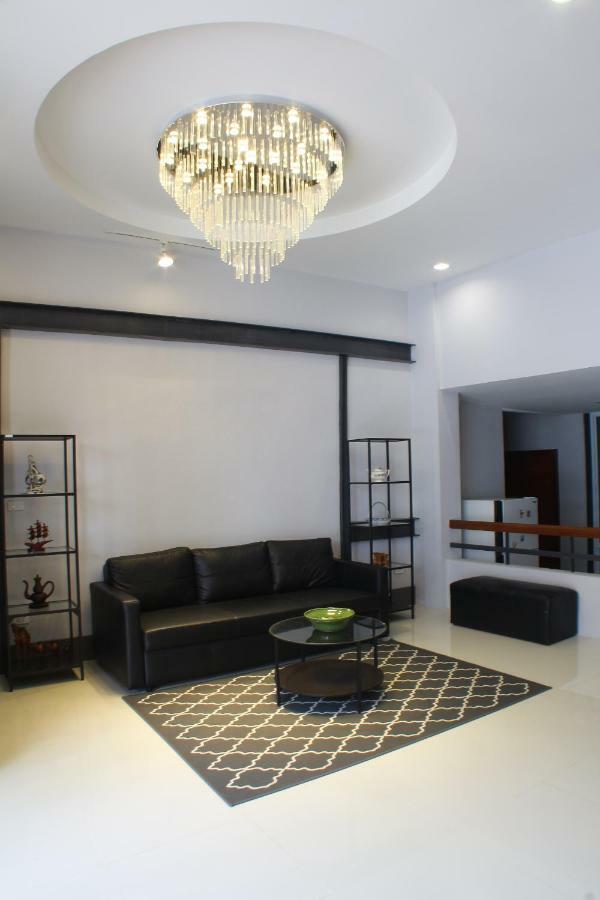 S'Prima Hostel Phitsanulok Εξωτερικό φωτογραφία
