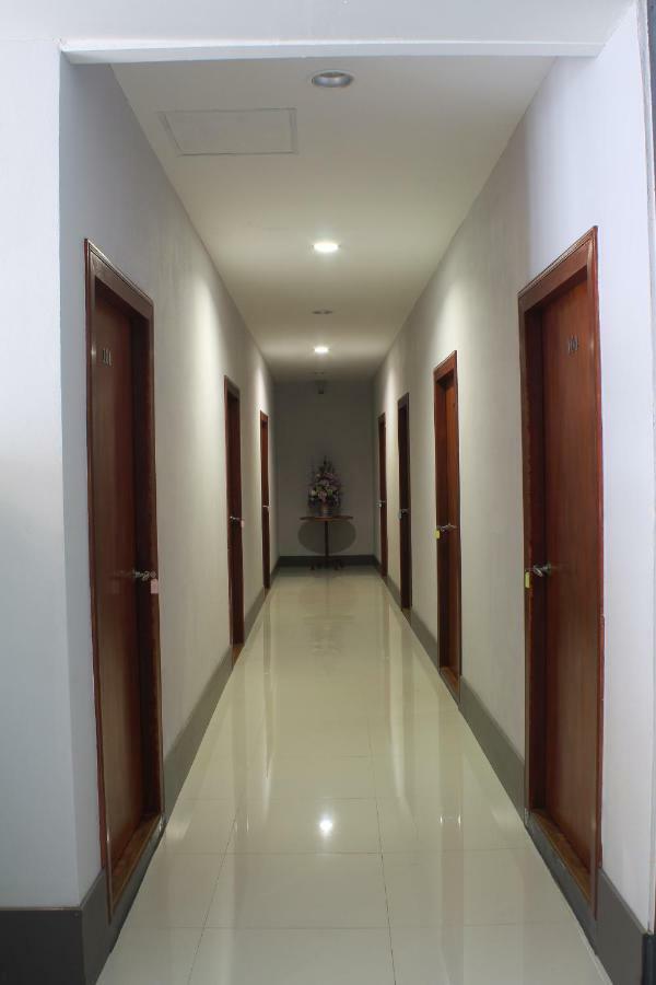 S'Prima Hostel Phitsanulok Εξωτερικό φωτογραφία